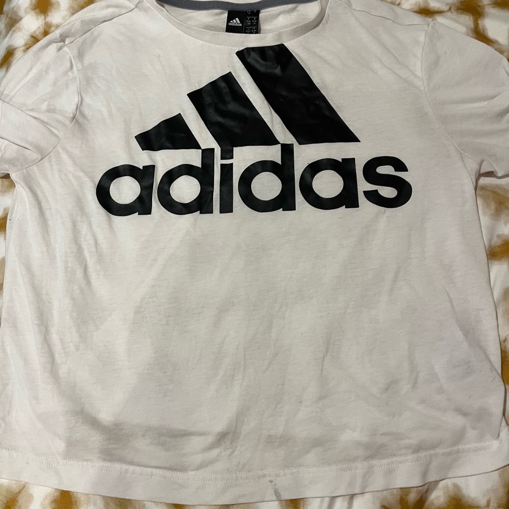 BARLEY WORN adidas cropped tee